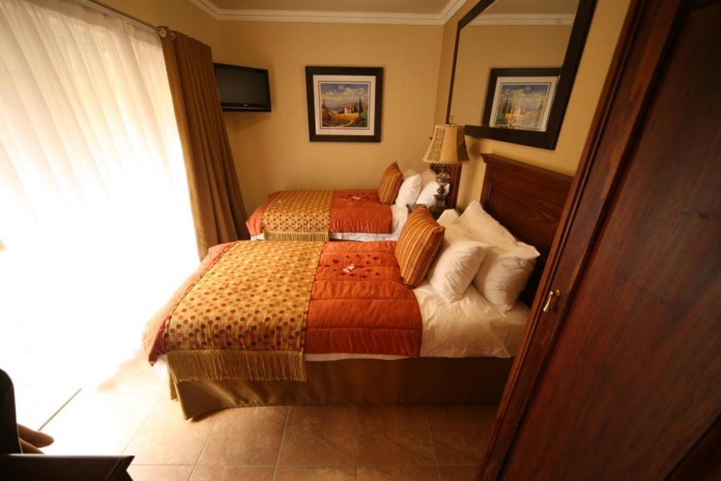 Le Cozmo Guesthouse Johannesburg Zewnętrze zdjęcie