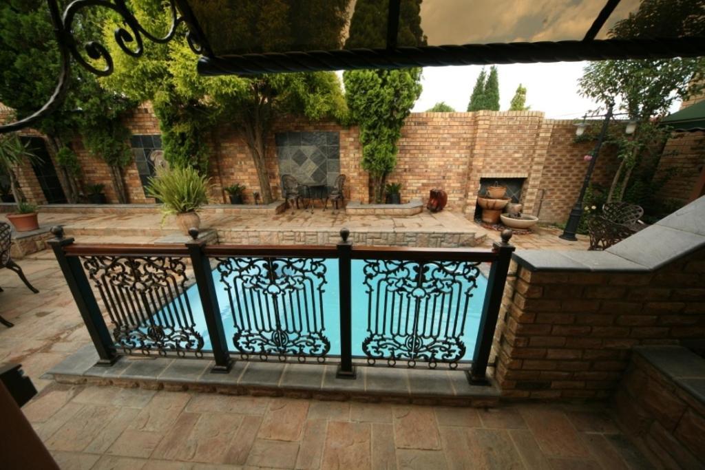 Le Cozmo Guesthouse Johannesburg Zewnętrze zdjęcie