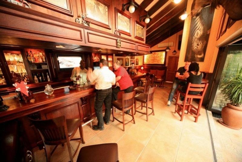Le Cozmo Guesthouse Johannesburg Zewnętrze zdjęcie